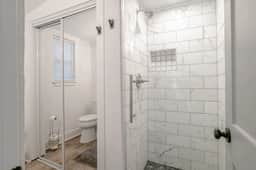 Chatham Cottage in Oakleigh - Image 3