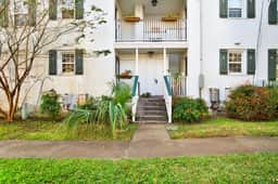 Summerville Suite in Midtown - Image 4