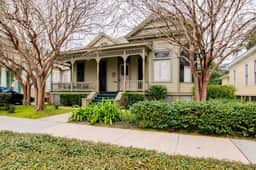 The Feek House Downtown - Image 2