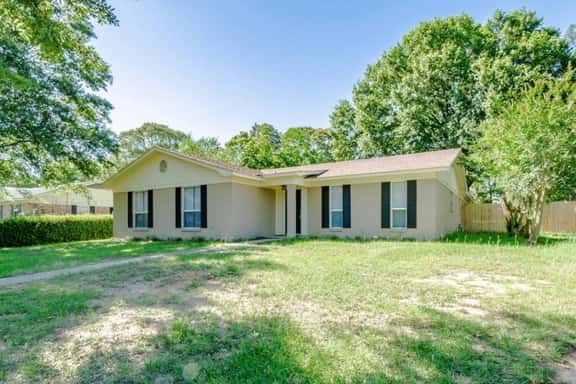 Flint Ridge for 9 in West Mobile - Image 1