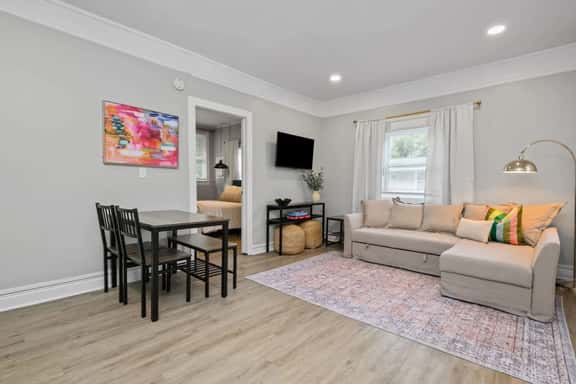 Mobtown Studio in Midtown - Image 1