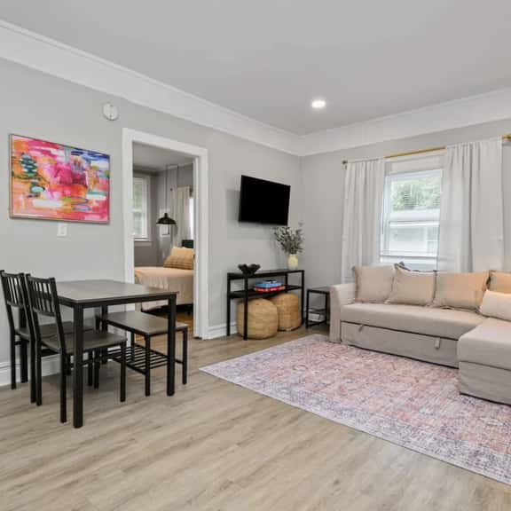 Mobtown Studio in Midtown - Image 1