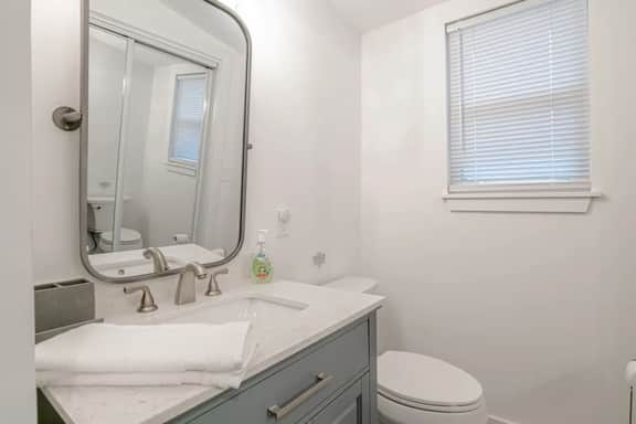 Chatham Cottage in Oakleigh - Image 5